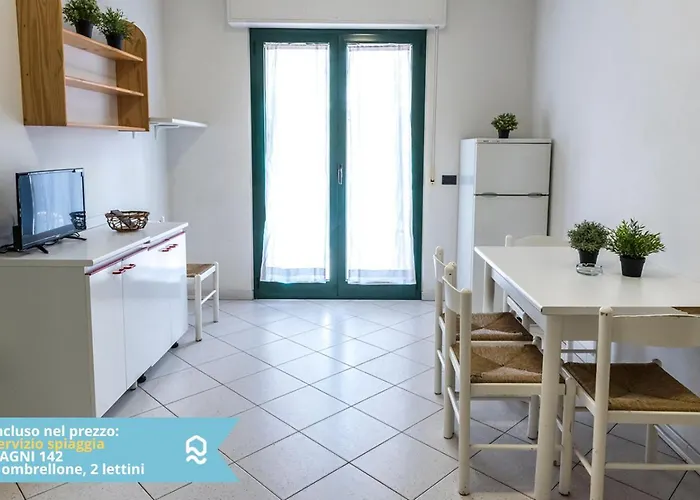 Se008 - Senigallia, Bilocale Sul Mare Con Inclusa Apartment