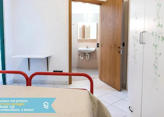 Se008 - Senigallia, Bilocale Sul Mare Con Inclusa